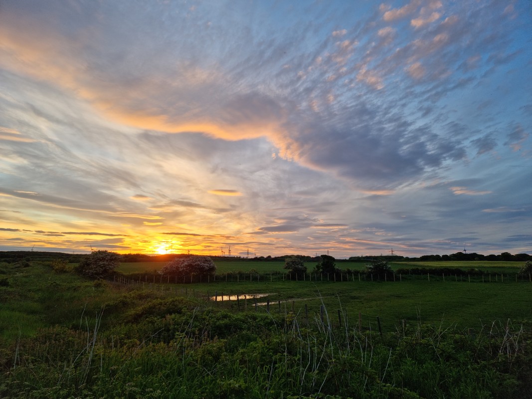 Big sky, little water